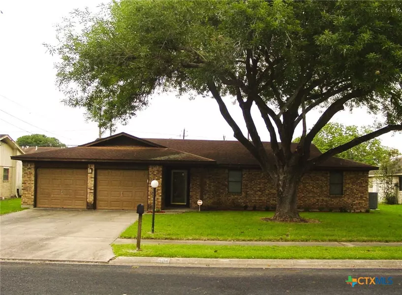 506 Bedivere DR, Victoria, TX 77904