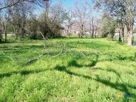 Seguin, TX 78155,904 Liberty ST