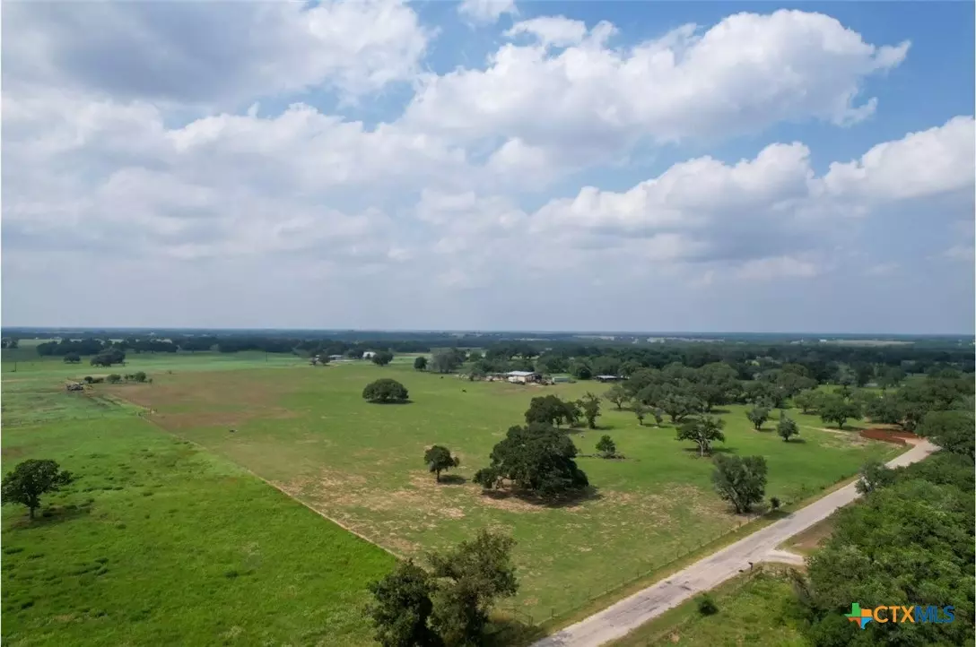 Yoakum, TX 77995,2700 CR 400 RD