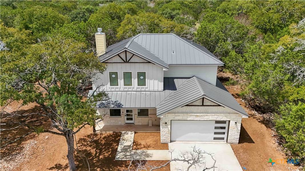 15 Stardust CIR, Wimberley, TX 78676