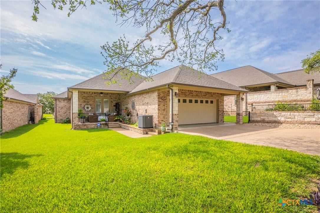 Belton, TX 76513,3210 Legend Oaks BLVD