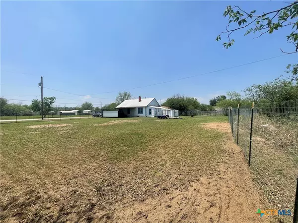 Coleman, TX 76834,711 S Neches