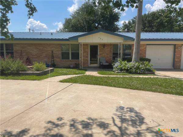 905 Edinburgh ST, Victoria, TX 77904