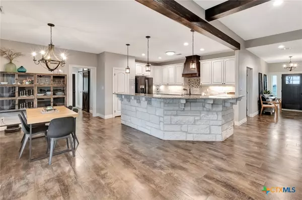 Yorktown, TX 78164,885 Del Goehring RD