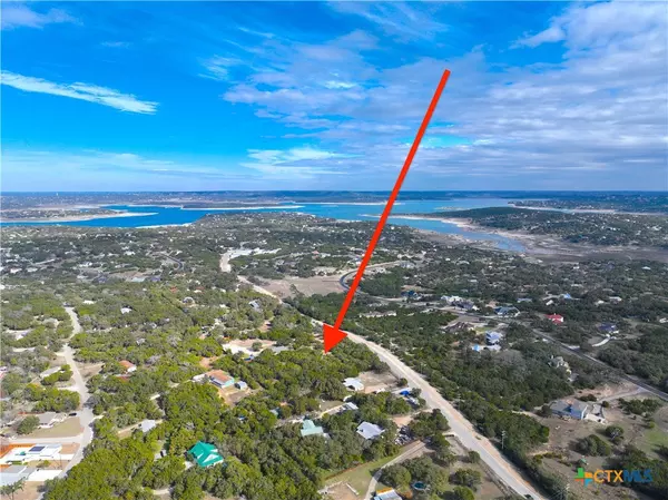 1001 Oblate DR, Canyon Lake, TX 78133