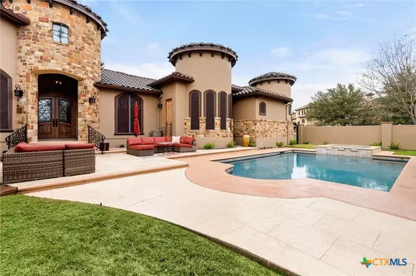 1028 Spanish TRL, New Braunfels, TX 78132