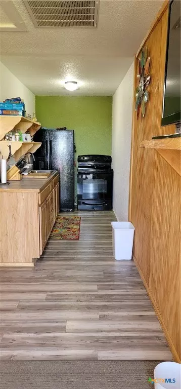 Seadrift, TX 77983,1012 W Denver AVE