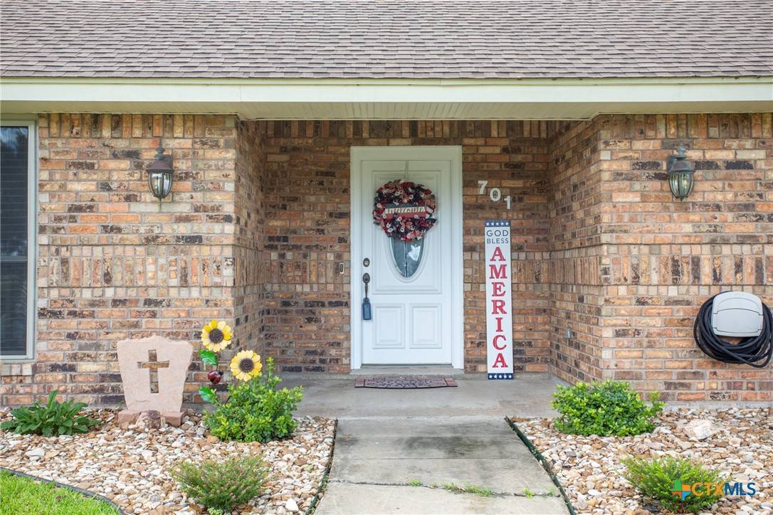 Victoria, TX 77904,701 Charleston DR