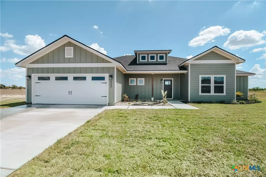 227 Whitetail LN, Victoria, TX 77905