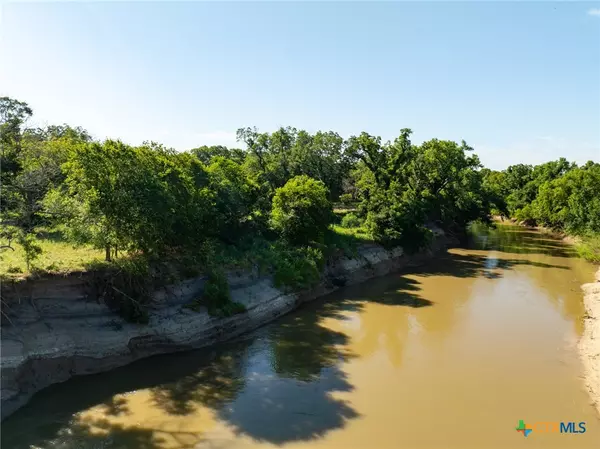 Rogers, TX 76569,13391 County Line RD