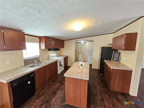Kempner, TX 76539,136 County Road 3390