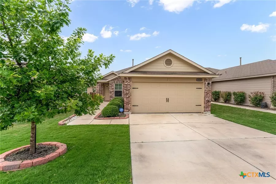 126 Lake GLN, San Marcos, TX 78666