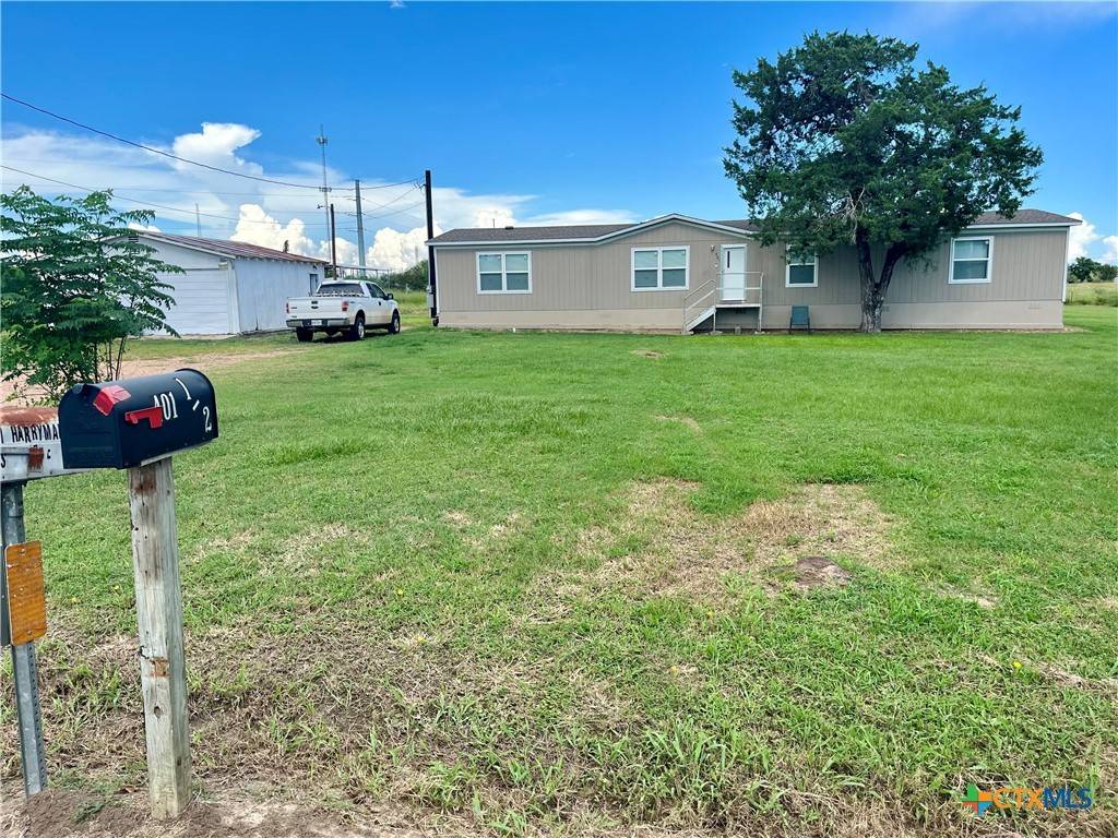 401 Dahlman ST, Cuero, TX 77954