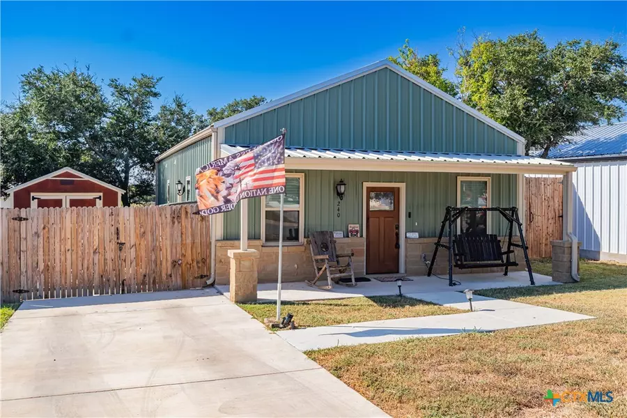 240 Western AVE, Bertram, TX 78605