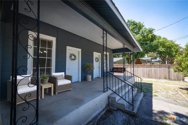 New Braunfels, TX 78130,240 Clemens AVE