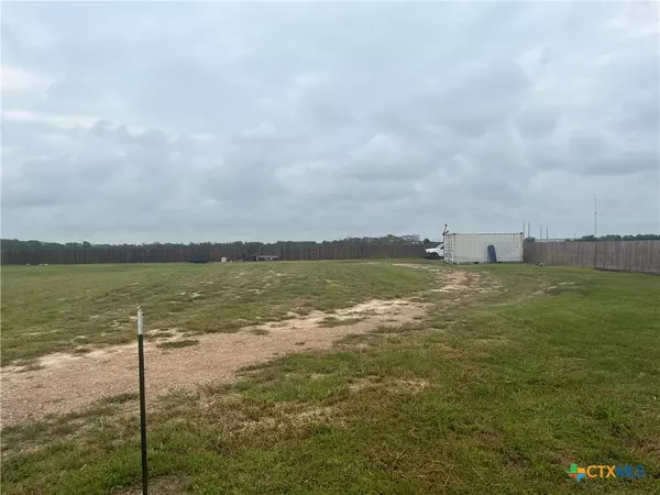 Victoria, TX 77901,1302 Anthony RD