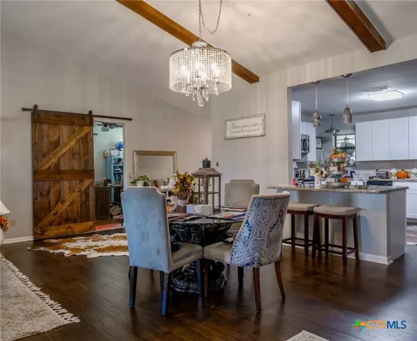 Marble Falls, TX 78654,430 Saint Andrews ST