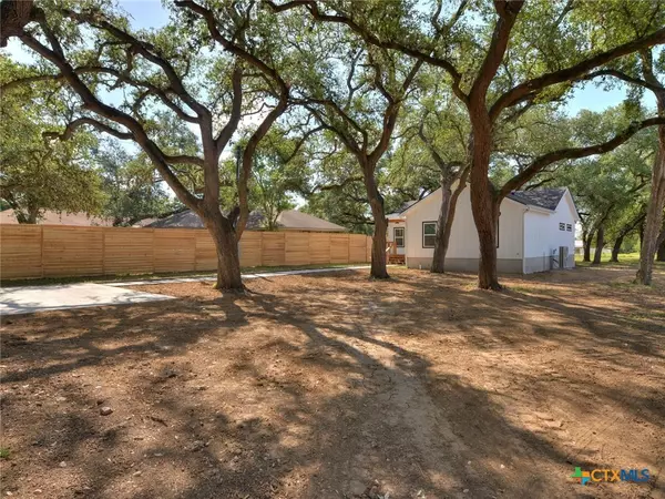 Lockhart, TX 78644,200 W Olive ST