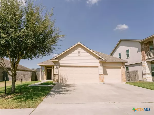 204 Cobble Stone CT, Victoria, TX 77904