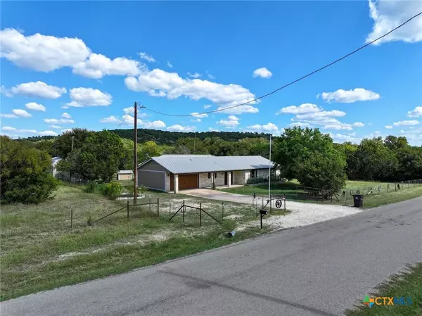 Burnet, TX 78611,401 County Road 334