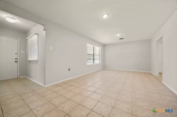 Windcrest, TX 78239,221 Windcrest DR