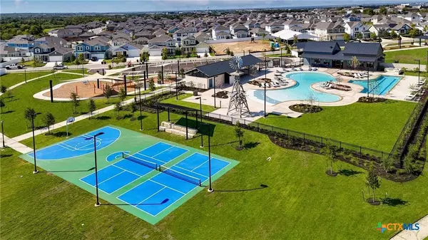 Elgin, TX 78621,160 Lavender LN