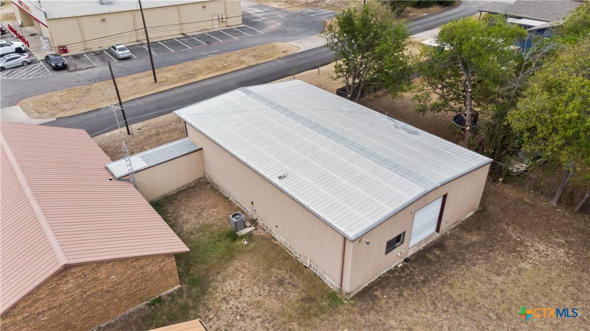 Belton, TX 76513,824 S Main ST