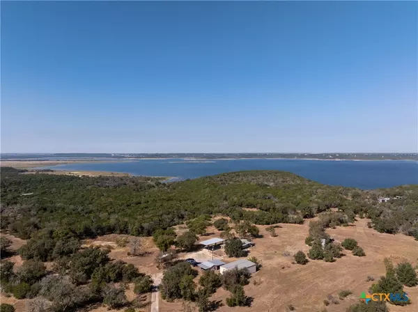 8520 Brewer LN, Salado, TX 76571