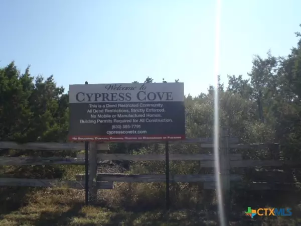 Spring Branch, TX 78070,1345 Live Oak Dr