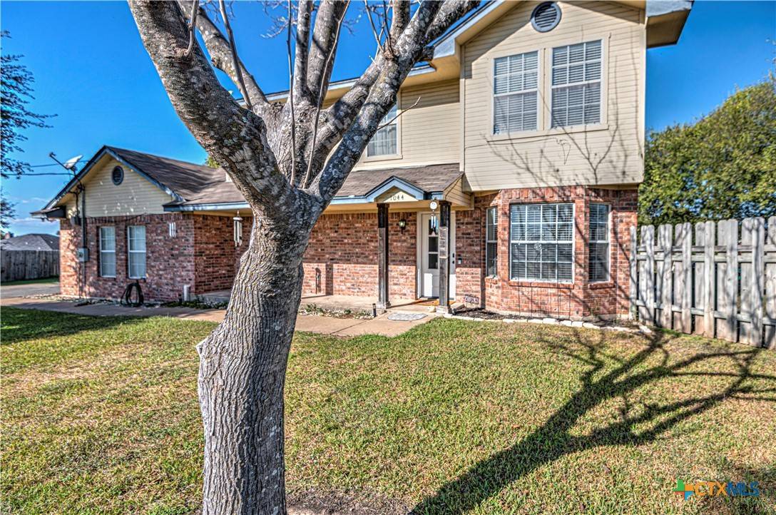 Elm Mott, TX 76640,1044 W Elm Mott DR