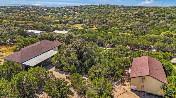 1035 Rotherman DR, Canyon Lake, TX 78133