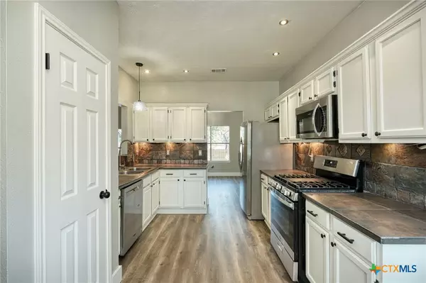 Pflugerville, TX 78660,16412 Knottingham DR