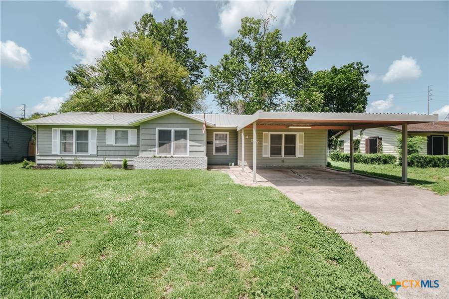 2407 Lamar, Victoria, TX 77901