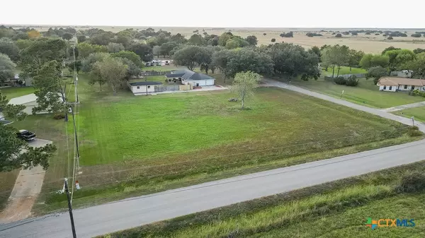 Inez, TX 77968,201 Michael ST