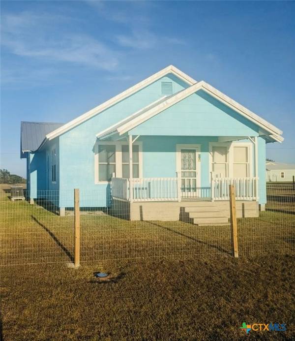 101 SILK STOCKING, Port Lavaca, TX 77979