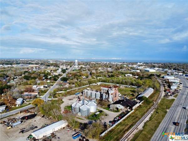 1621 W Main ST, Port Lavaca, TX 77979