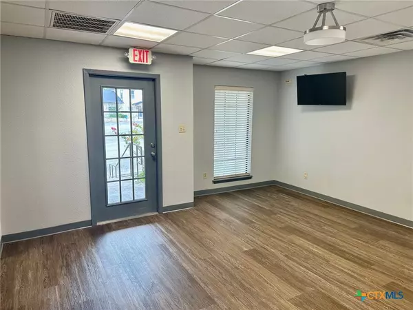San Marcos, TX 78666,2001 Medical Pkwy #C