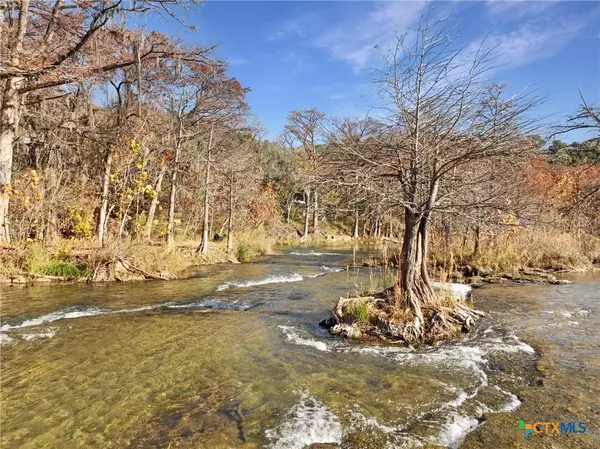 Canyon Lake, TX 78133,600 River Cliff DR