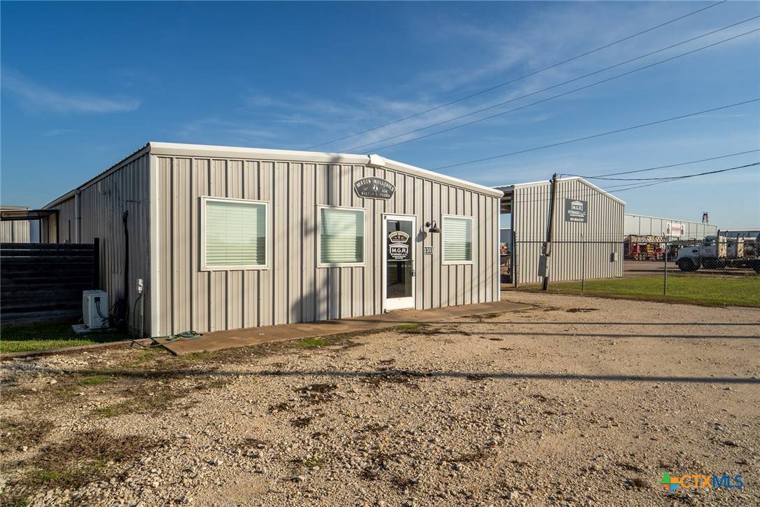1351 Industrial Park DR, Victoria, TX 77905