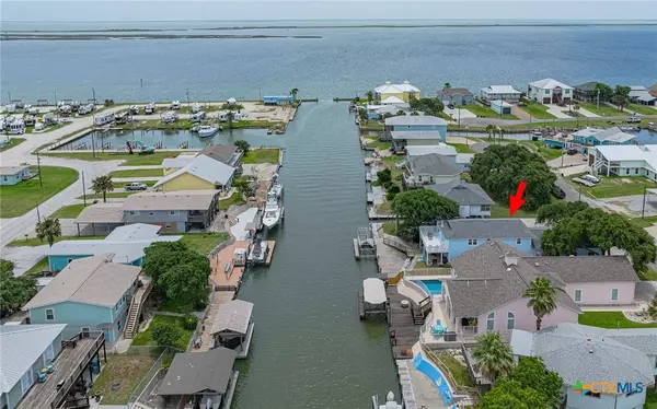 Rockport, TX 78382,246 Starboard AVE