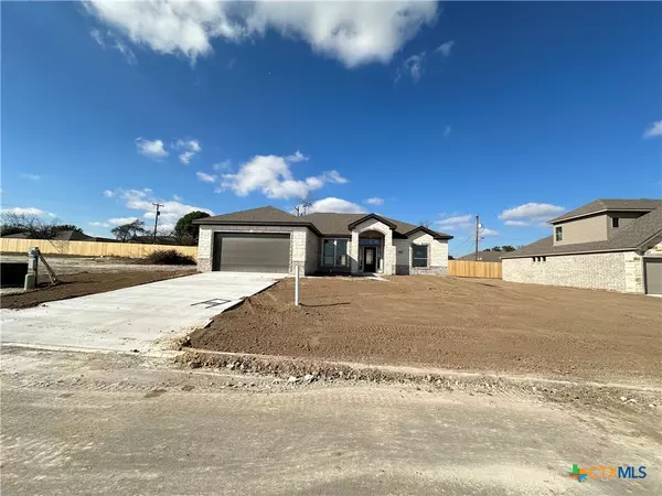 203 Lasso LOOP, Lorena, TX 76655