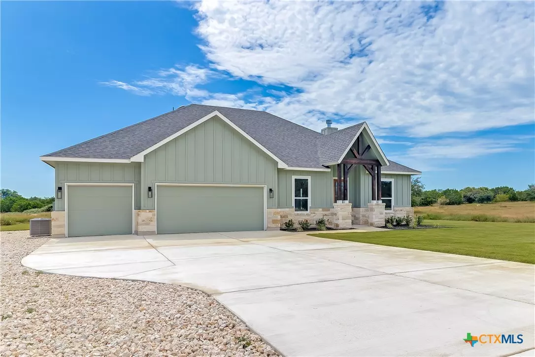 Bertram, TX 78605,111 Draper LN