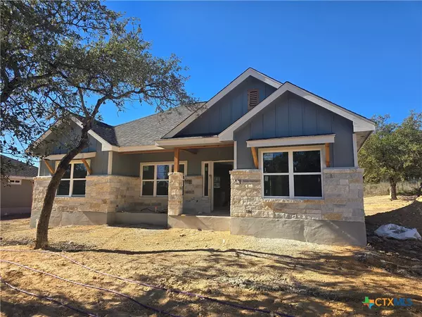 1324 Lavaca, Canyon Lake, TX 78133