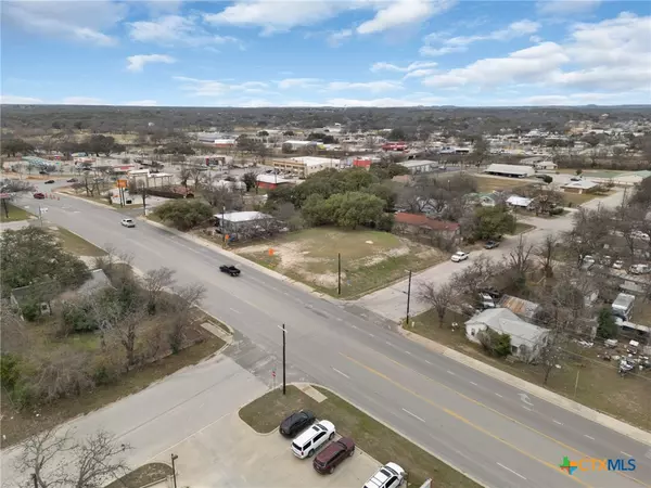 Lampasas, TX 76550,205 Central Texas EXPY