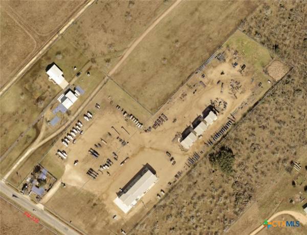 3547 Fm 236, Victoria, TX 77905