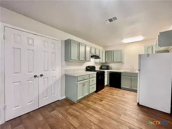 San Marcos, TX 78666,1009-1019 Advance ST