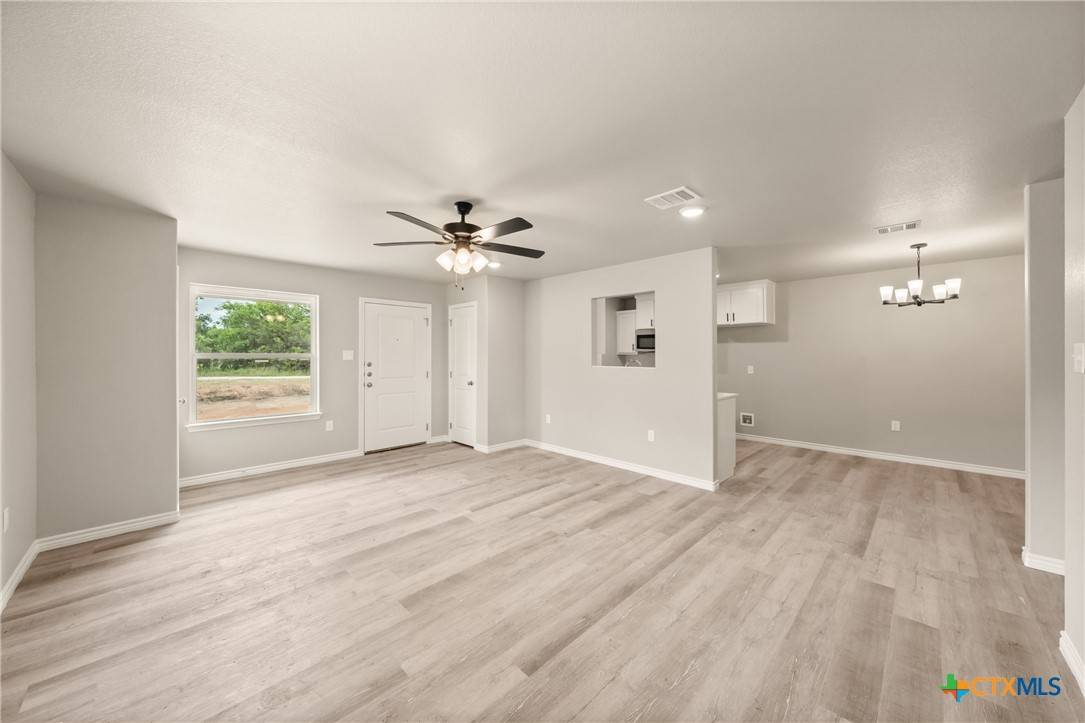 Eddy, TX 76524,216 Melissa ST