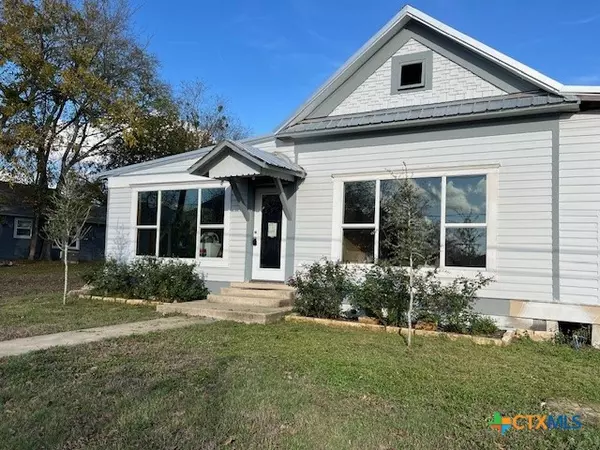 Gonzales, TX 78629,1612 Saint Peter ST