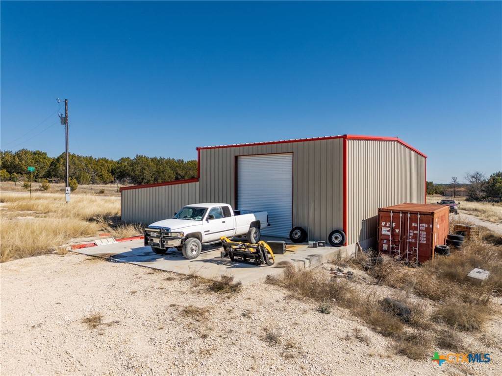 Lampasas, TX 76550,3207 County Road 1320