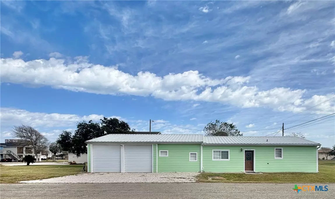Port O'connor, TX 77982,510 N 10th ST